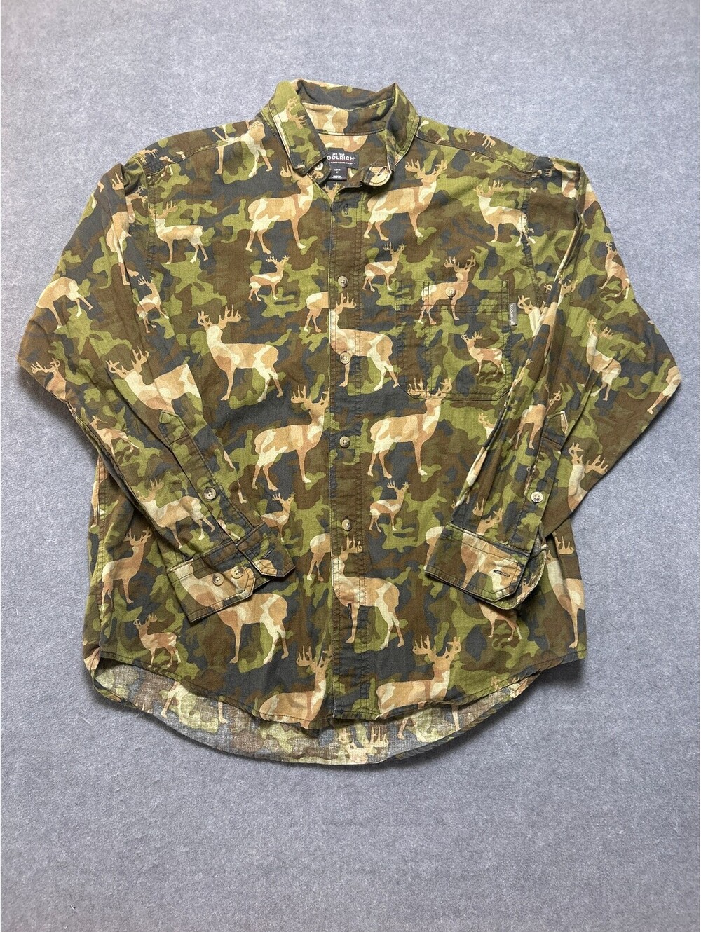 Woolrich Mens Medium Deer Camo Button Up Hunting Shirt Long Sleeve Cotton